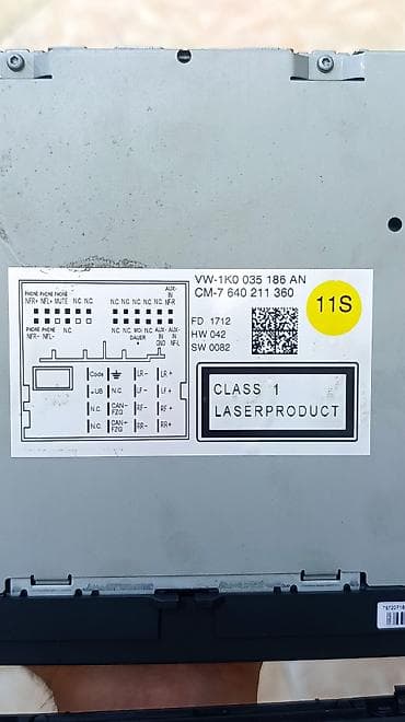 cd calar: Volkswagen orijinal avtomobil maqnitolası – BOSCH VW Radio LOW EU UP2 — 4