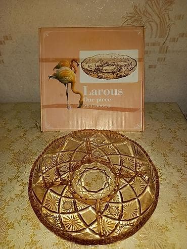 lepe: 1) Türkiyənin dördbölməli porselen çərəz qabı. Yüksək keyfiyyətli — 8