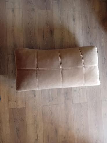 Künc divan, Parça lalafo.az -da Künc divan, Parça