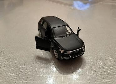 Velosiped ehtiyyat hissələri: Audi Q7 metal oyuncaq model avtomobil - Miqyas: təxmini 1:36–1:38 - — 2