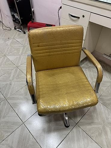 kreditle yolkalar: Qızılı rəngdə salon/ofis kreslosu - Material: parıltılı vinil dəri — 3