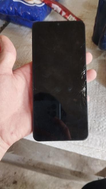 asus zenfone 3: Poco C65, rəng - Qara, Sensor — 3