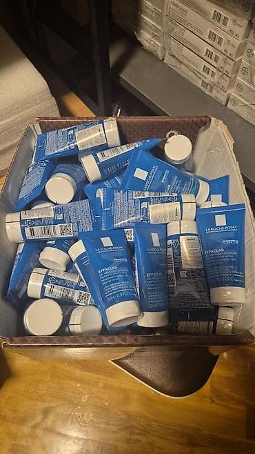 Другие медицинские товары: Orijinal la roche posay effaklar gel.50 ml. En az 20 ed alış — 1