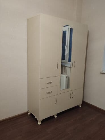 isqaf: Yeni, Açılan, 3 qapılı Düz dolab, Dolab-asılqan — 3