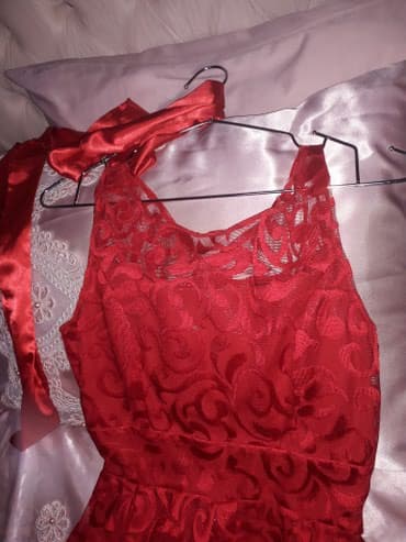 zapi satilir tecili: 70 azn alinib. Keyfiyyətli paltadi. 1defe geyilib razmer 36, 38 — 4