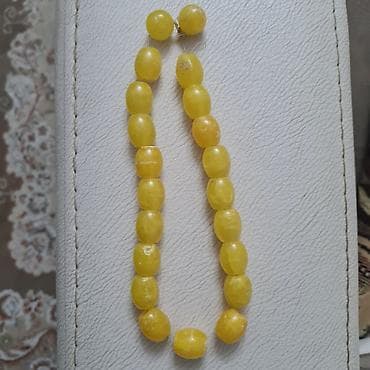 Qədimi kəhraba təsbeh