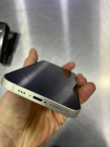 iphone ucuz telefonlar: IPhone 12, Ağ, Face ID — 6