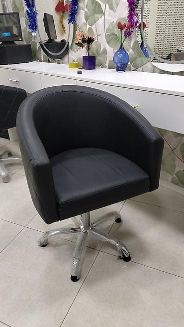 gencede mebel: Gözəllik salonu üçün peşəkar kreslo - Model: dairəvi formalı — 2