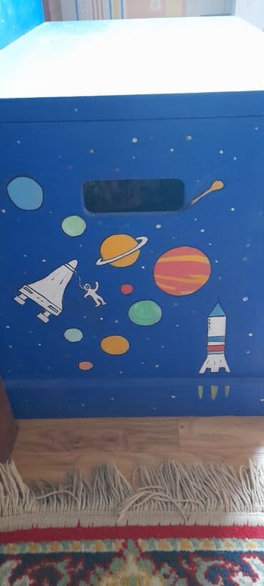 Digər ev dekoru: Uşaq oyuncaq sandığı – kosmos mövzusunda əl işı rəsmli - Material — 4