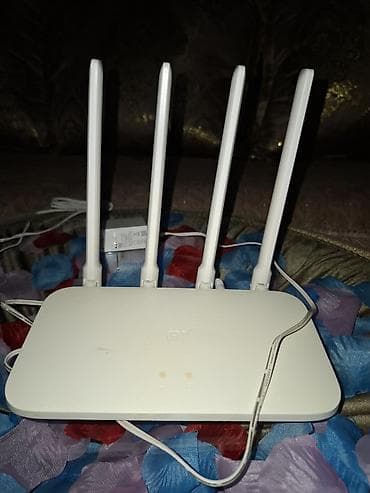 adapt: Xiaomi Mi Router 3 (4 antennali) – 2 ədəd Xüsusiyyətlər: - 4 ədəd — 2
