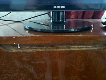 Televizor Samsung LED ekran 32" — 3