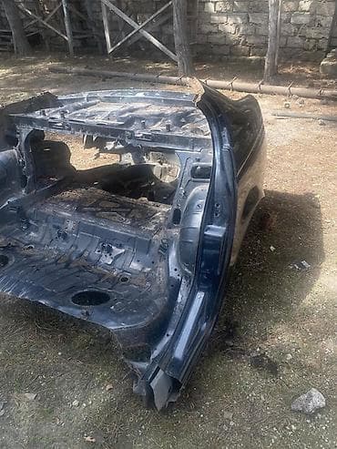 bmw x5 disk: E46 bmw arxa sag krlo. ehdiyat hissesi. Real alıcıya cüzi endirim — 3