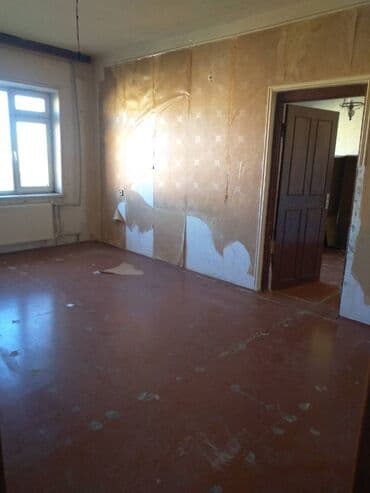 sibrizdə evlərin qiyməti: Bakı, Qaraçuxur qəs., 4 otaqlı, Köhnə tikili, 100 kv. m — 2