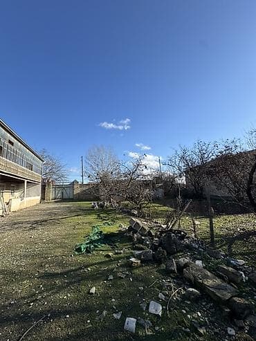 binə ev satılır: 11 otaq, 12 kv. m, Kredit var, Təmirsiz — 5
