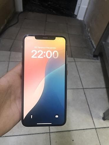 Мобильные телефоны и аксессуары: IPhone Xs Max, 64 ГБ, Золотой, Face ID — 1
