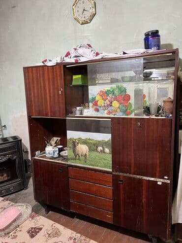 işlənmiş şkaf: Mewdagadadi — 2