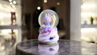 Хозтовары: Taxta əsas üzərində yerləşən, daxilində müxtəlif 3D qravürlü şəkillər — 9