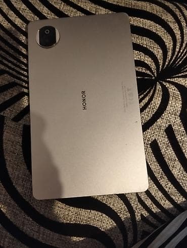 HONOR planşet - Brend: HONOR - Korpus: metal arxa panel, nazik