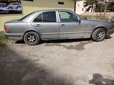 qaz 31 turbo az: Mercedes-Benz E-Class: 2.3 l | 1995 il Sedan — 5