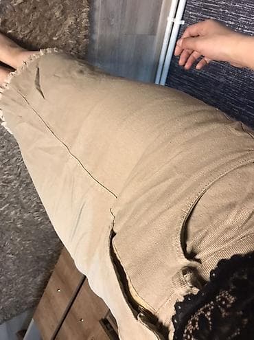 cins etekler: Bej rəngli midi yubka - Kəsim: dar/bədənə oturan, yüksək belli - — 2