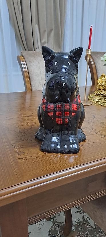 Fiqur, Keramika, rəng - Qara