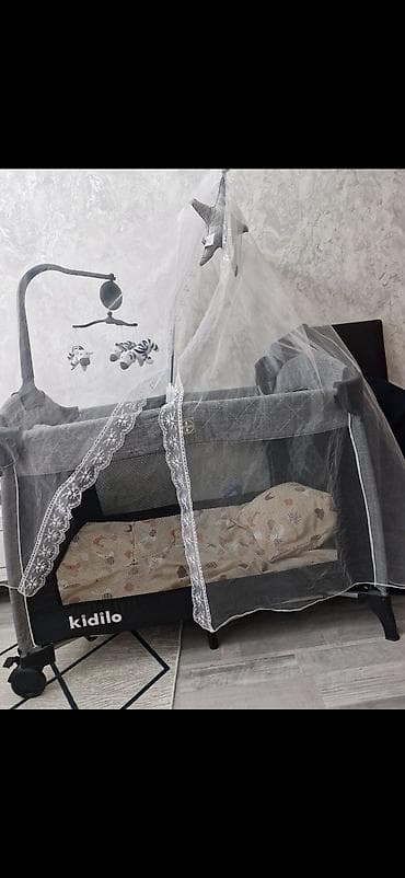 Для девочки и мальчика, Четырехугольная, Колыбель, С матрасом, Без механизма качания