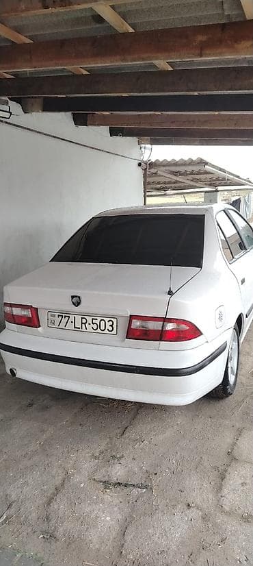 i̇ran: İran Khodro Samand sedan - Kuzov: ağ rəng, 4 qapı, sedandır - Nömrə — 9