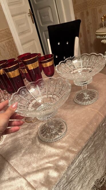 yuxuda qab qaşıq yumaq: Kristal süfrə dəsti - Zərif naxışlı, kəsim ornamentli iri kristal — 27