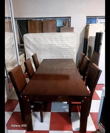 Qonaq otağı üçün, İşlənmiş, 6 stul lalafo.az -da Qonaq otağı üçün, İşlənmiş, 6 stul