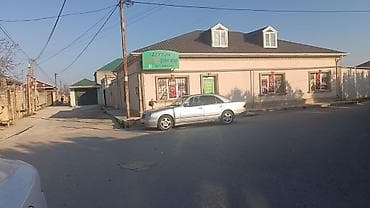 4 sot, Tikinti, Bələdiyyə