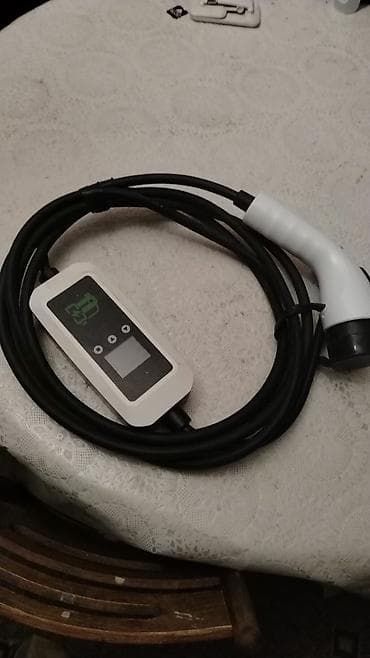 Xiaomi Mi Electric Scooter 3 (ağ rəng) - Güclü və yığcam elektrik