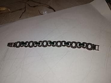 qızıl zinət eşyaları: Müxtəlif komplektler,qolbaqlar və s.qramı 4,50 — 3