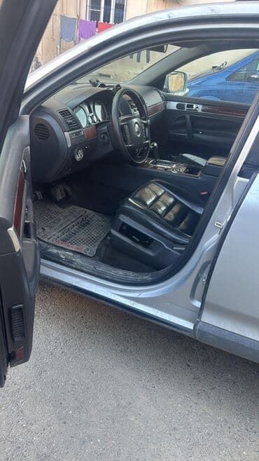 fosfagen: Volkswagen Touareg: 3.2 l | 2006 il Ofrouder/SUV — 8