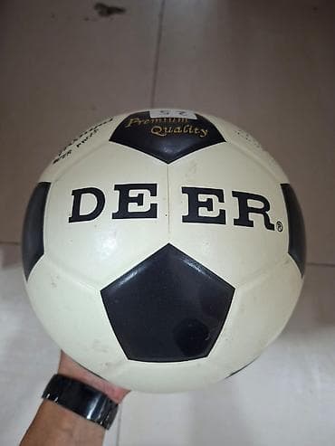 Futbol topları 15-20 azn Məhsul təsviri: - Brendlər: DEER (Premium
