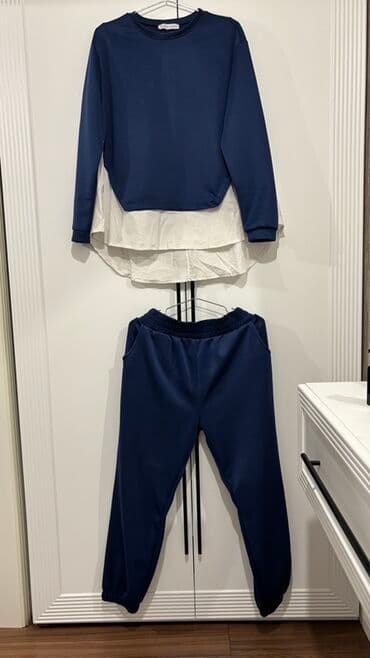 uşaqlar üçün ağıllı saat: İki hissəli qadın idman dəsti Bakıya çatdırılma edilir. Türkiyədən — 1