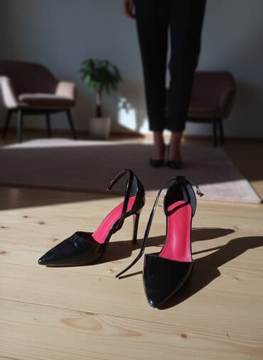 Tuflilər, Ölçü: 40, rəng - Qara, Yeni