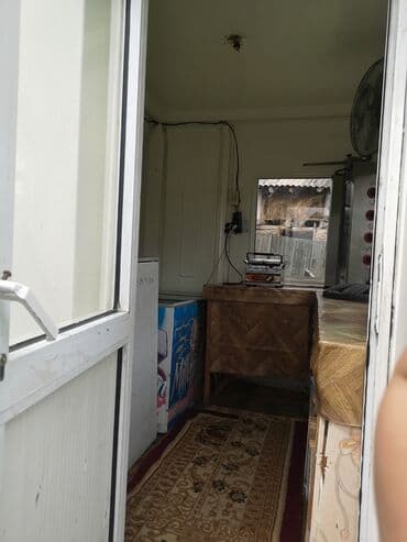 dırnaq aparatı: Hazir dönər köşkü satilir, 3x2. 20 ölçüdə, bütün əşyaları ilə: dönər — 5