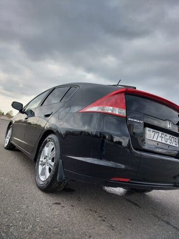 Honda Insight: 1.3 l | 2010 il Hetçbek
