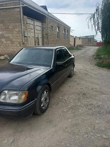 diffuser satisi: Mercedes-Benz W124: 0.2 l | 1992 il Sedan — 4