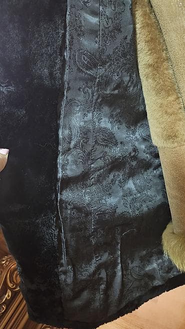 kofta m: Qara rəngdə qadın kürk palto, təmiz norka - Model: kapüşonlu, düyməli — 3