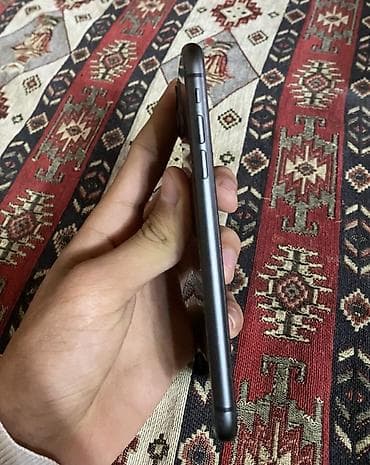 ayfon saat seria 9: IPhone 11, 128 GB, Qara, Face ID — 5