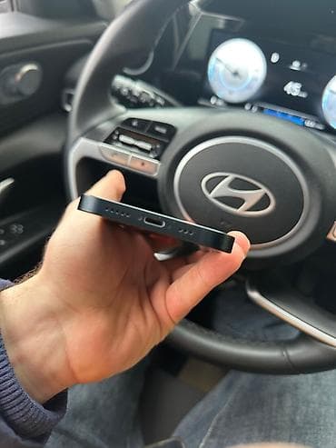 nar sixan satilir: IPhone 13, 128 GB, Black Titanium — 3