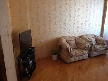 4 cu mikrorayon kiraye evler 2023: 8 noyabr metrosunun çıxışında papanin xəstəxanasına yaxın 18 — 9