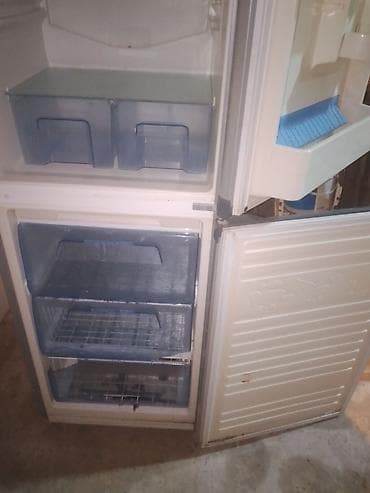 utu alti: Beko iki qapılı soyuducu - Rəng: metalik-boz - Üst hissə – soyuducu — 2