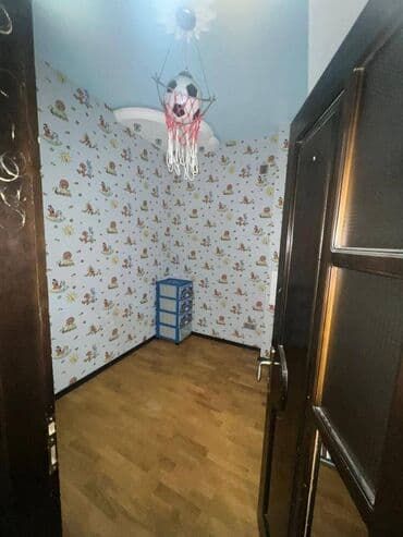 yasamalda 3 otaqli kiraye evler: Yasamal rayonu,Yeni yasamal,Bizim marketdən qismət tərəfə qalxan — 5