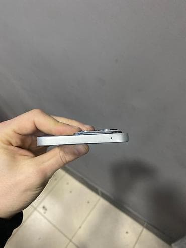 Məişət texnikası: Honor 400 Lite, 256 GB, rəng - Gümüşü, Sensor — 4