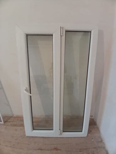 Taxta pəncərələr: İşlənmiş İkiqat şüşə paketi Plastik pəncərə, Еni: 87 sm, Uzunluğu: 142 sm — 2