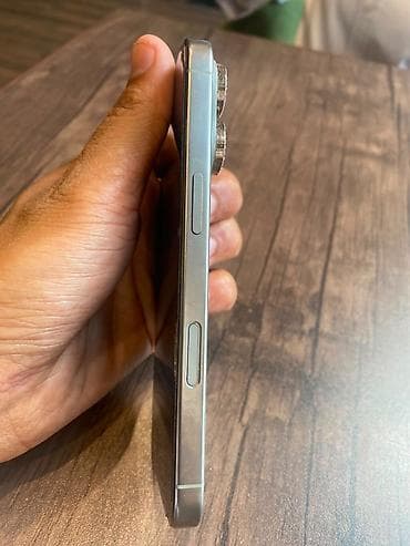 ipad mimi 2: IPhone 16 Pro, 256 GB, Gümüşü — 3