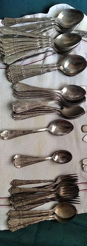 Столовые приборы: Qədimi sovet qaşıqlar ədədi 2 AZN keyfiyyətli dözümlü melixiyor əlaqə — 1