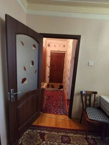 9 ci mikrorayon satilan evler: Bakı, 2 otaqlı, Köhnə tikili, m. Neftçilər, 48 kv. m — 4